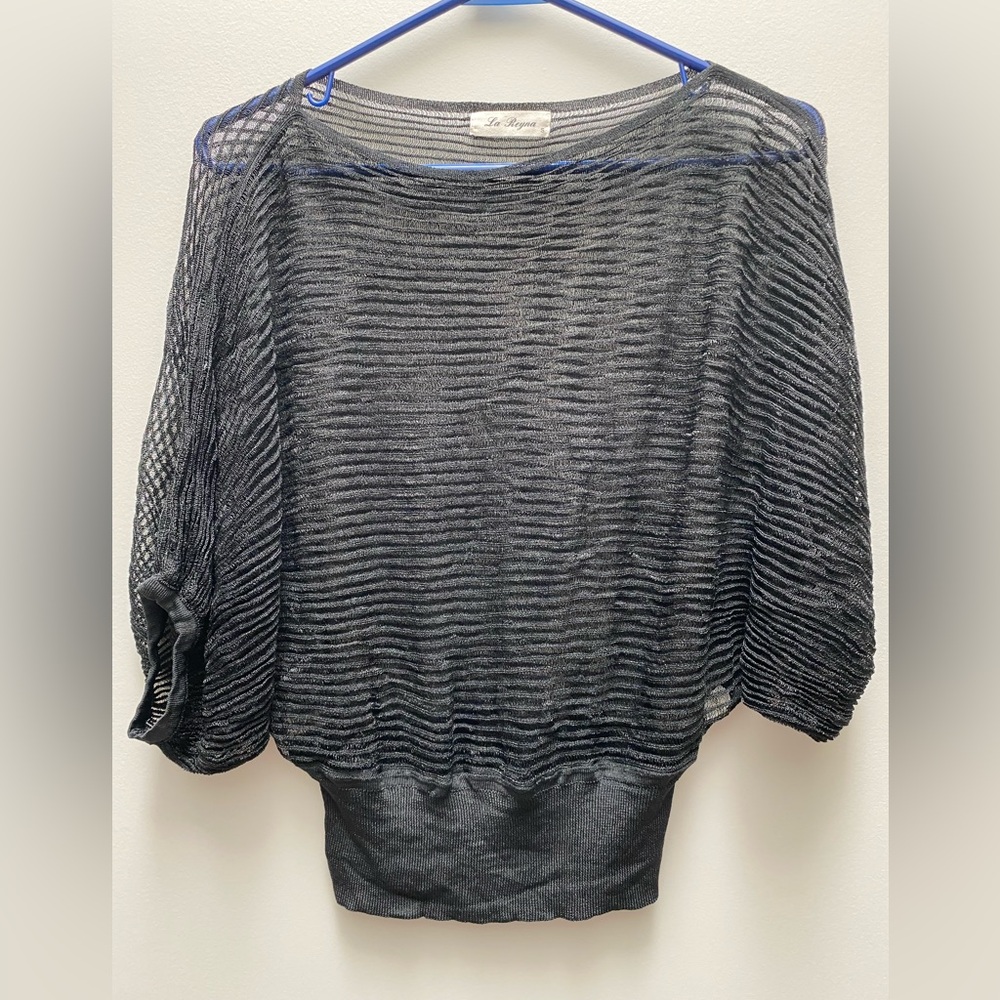 La Reyna mesh shirt